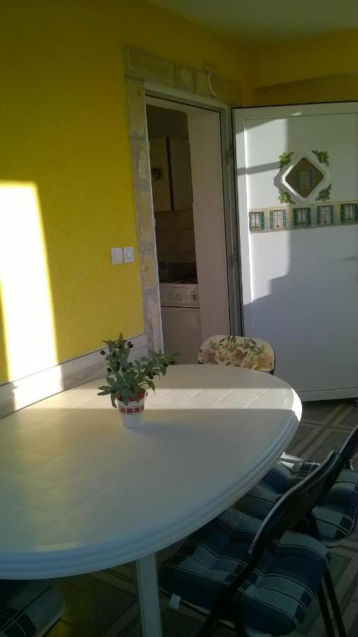Apartmani Jakovljevic 무르테르 외부 사진