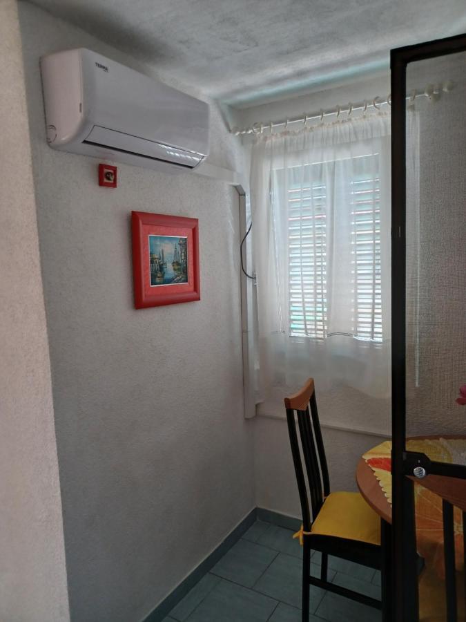 Apartmani Jakovljevic 무르테르 외부 사진