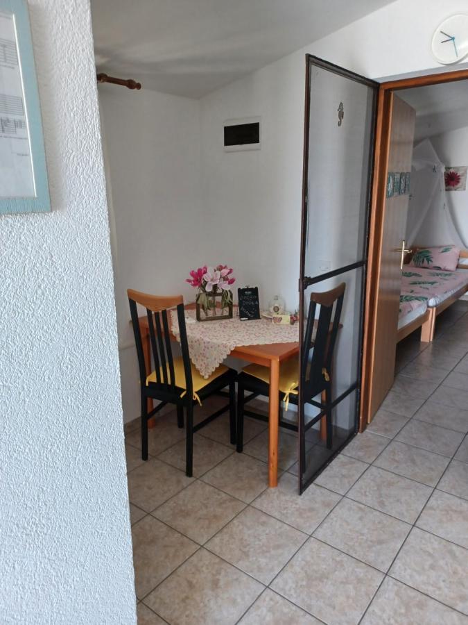Apartmani Jakovljevic 무르테르 외부 사진